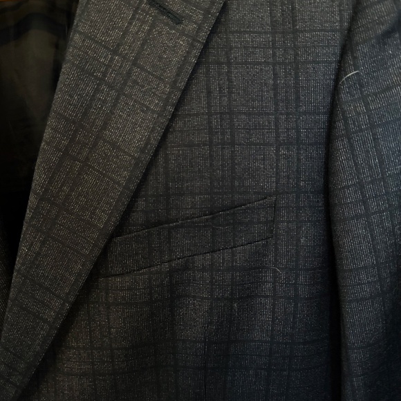 Men's Calvin Klein Collection Wool Dark Plaid Blazer size 38 - Picture 3 of 7